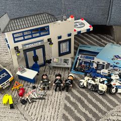 Playmobil police station