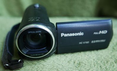 Panasonic HC-V160 Camcorder HD 8.9MP 77X Zoom + SD Card Tested