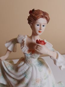 Figurines