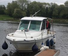 Boat - Fishing & Cruising