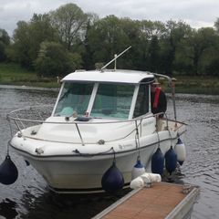 Boat - Fishing & Cruising