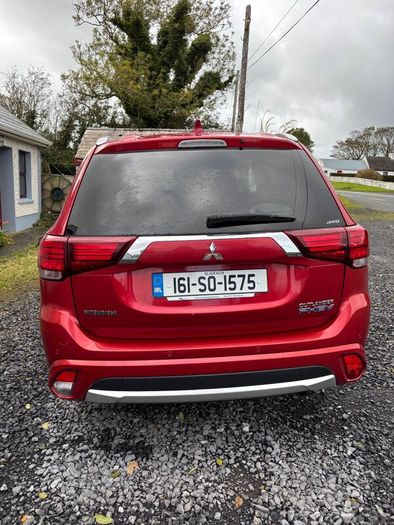 Mitsubishi Outlander 2016