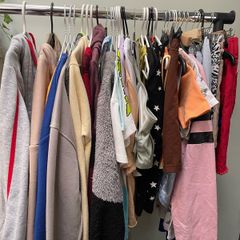S/M bundle 34 items included