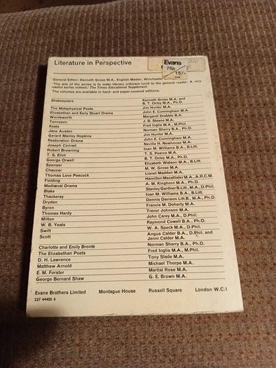 1970 Wordsworth. Literature in Perspective. Margaret Drabble. Vintage.