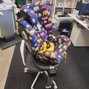 Cosatto kids car seat