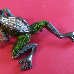 Frog Brooch/ Pendant