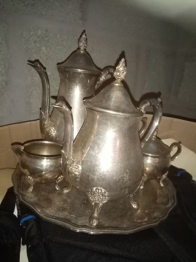 Old tea set