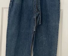 Abercrombie & Fitch Paper Bag High Rise Mom Jeans - Size 29 - Raw Hem