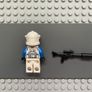 lego Star Wars sw1248 Clone Trooper Specialist, 501st Legion (Phase 2) minifigure- Blue Arms, Macrobinoculars, Nougat Head, Helmet with Holes Image 2
