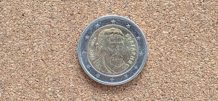 2 euro coin