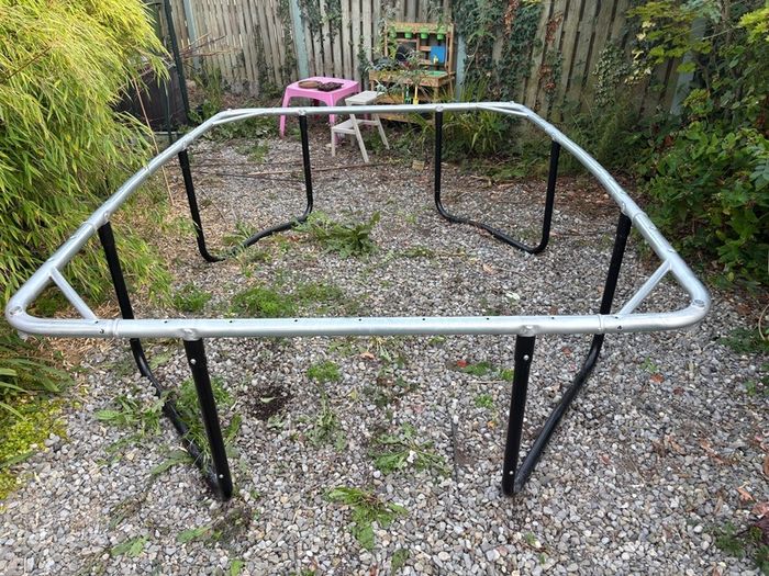 Rectangular Trampoline - 8x6ft