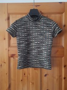 Zara crop top (UK 8)