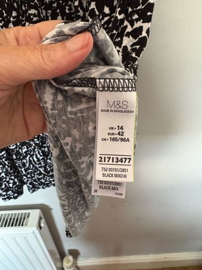M&S top