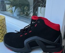 New safety boots UVEX