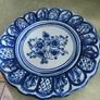 Vintage Spanish Pottery Wall Plate: Talavera pottery plate. Folk Art Image 4