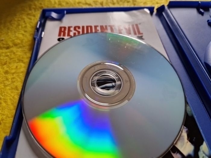 Resident Evil Outbreak   PlayStation2 ps2 games Original
