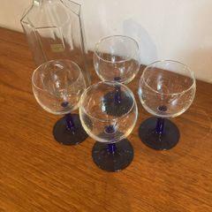 Luminarc ( Made in France ) Mid Century Blue Stemmed Wine Glasses ( 4 ) and a Free Luminarc Lidded Decanter