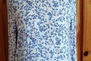 Ladies Street One Long sleeve ditzy floral top size 16 includes postage