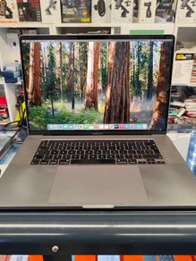 2019 Apple MacBook Pro 16" A2141 2.6GHz 6core i7 16GB 500GB Sequoia 15.3.1 (Battery Cycle: 645)
