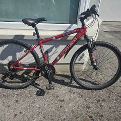 Trek 2700 hard tail mountain bike