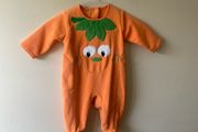 Fleece pumpkin costume (3-6 months)