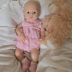 Reborn doll 33cm