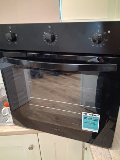 Candy oven