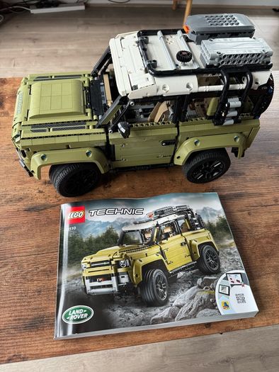 LEGO 42110 Land Rover Defender
