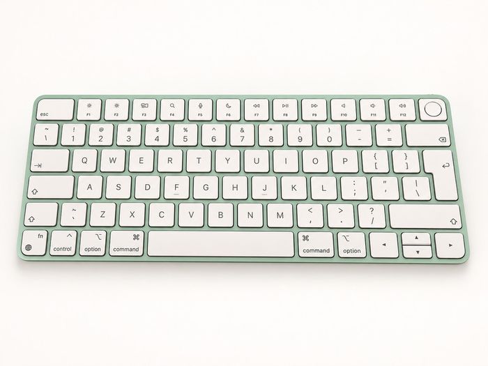 Apple iMac 24-inch M3 Green 8GB / 512GB