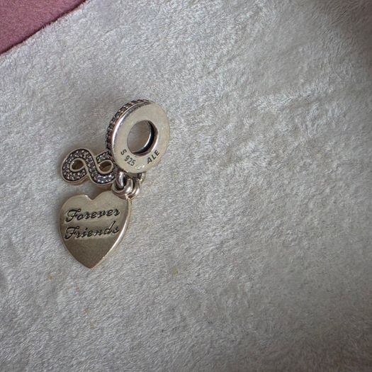 Pandora dangle infinity charm (forever friends) perfect condition