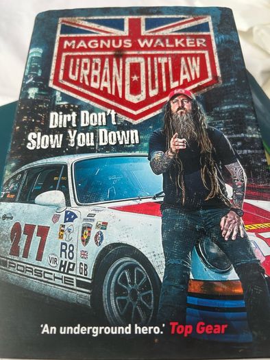 SIGNED Magnus Walker Urban Outlaw First Edition 2017 HB Porsche
