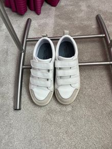 Boys trainers