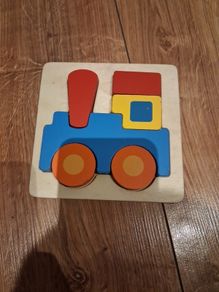 Train jigsaw