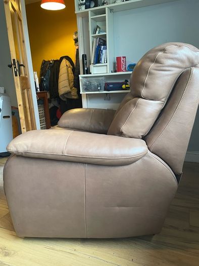 Like New LazyBoy Armchair