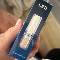 LED E14 light bulbs x 4