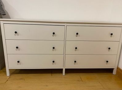 Large white chest of drawers.  Height incl legs is 825mm x width 440mm and length is 1720mm