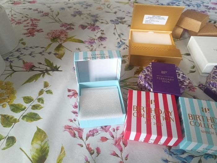 Bomb Party Jewellery Boxes joblot x15