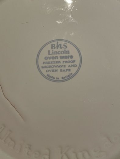 Cream Pottery Casserole Dish