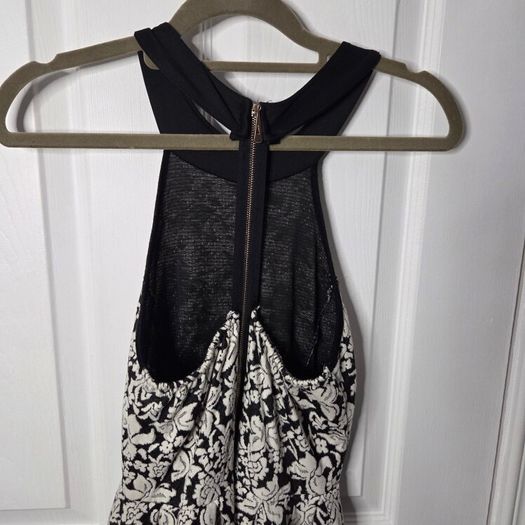 Dress size S