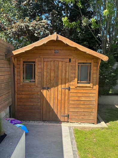 Garden shed