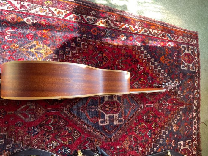 Larrivee OM-03 SP with passive  pick up and Larriveehard case.
