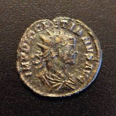 Rare 22.5mm Broad Flan Roman Coin - Tetricus I (AD 271-274) - VF Condition
