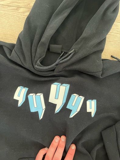 Yelir world tracksuit