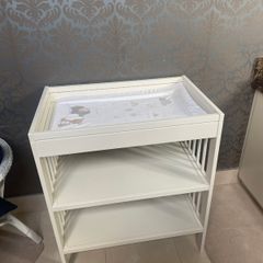 Baby Changing Table incl. changing pad