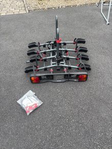 Halfords 4 bike tow bar  rack