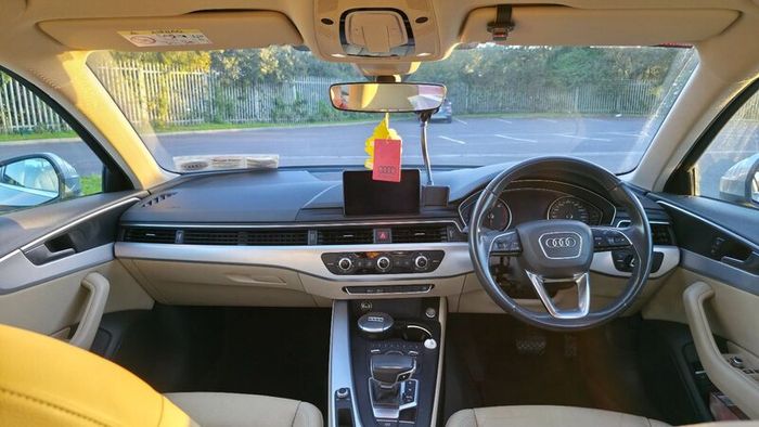 Audi A4 2016 Automatic| Silver | 1.4 TFSI | Petrol