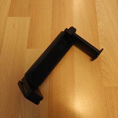 Headphone hanger under desk