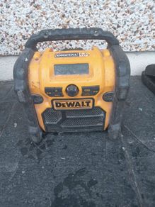 dewalt radio