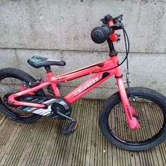 Girls Pink 16" Wheel bike. Cycling perfect