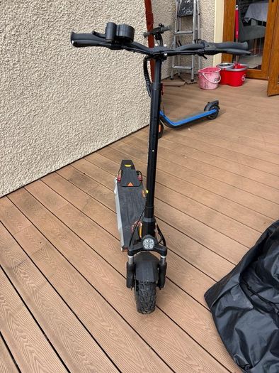 Kurkin m4  max scooter